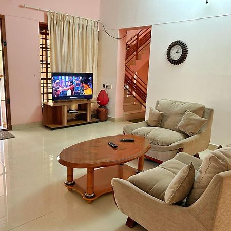 La Casa Trivandrum 4 Bhk Ac Luxury Villa At City Centre, Just 6 Kms To Airport Thiruvananthapuram Luaran gambar