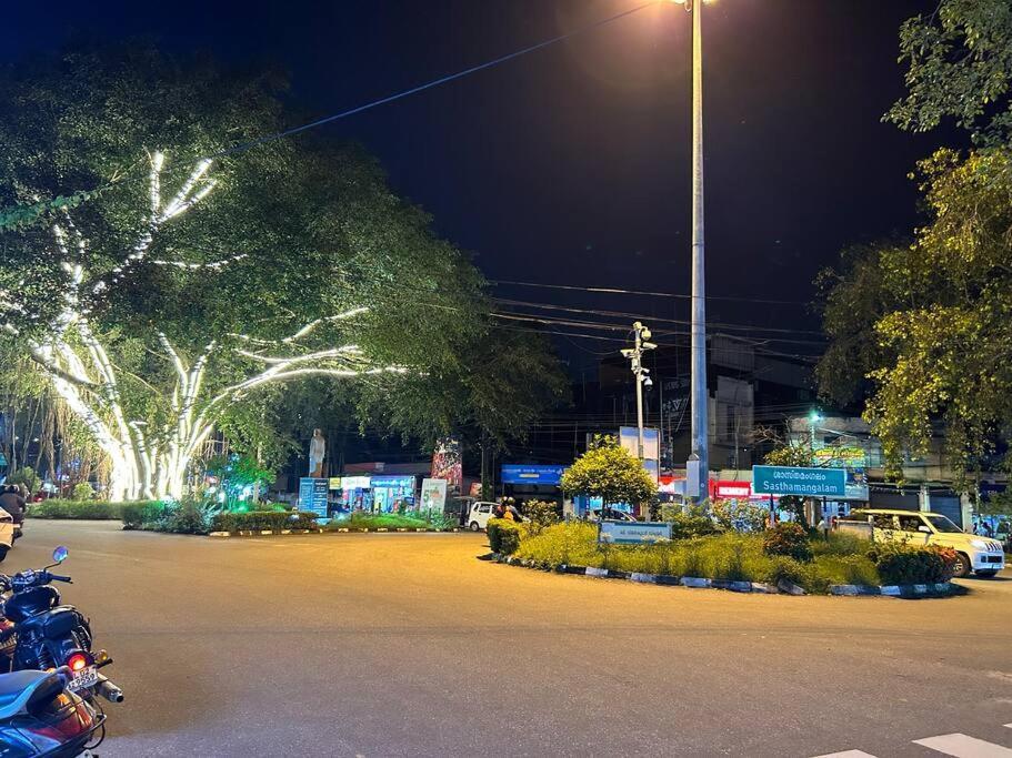 La Casa Trivandrum 4 Bhk Ac Luxury Villa At City Centre, Just 6 Kms To Airport Thiruvananthapuram Luaran gambar