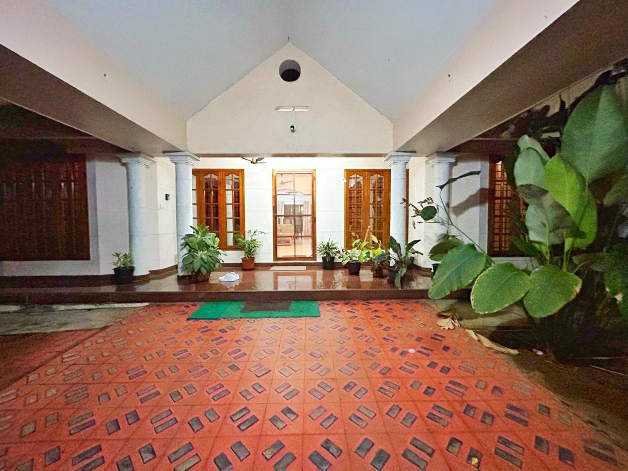 La Casa Trivandrum 4 Bhk Ac Luxury Villa At City Centre, Just 6 Kms To Airport Thiruvananthapuram Luaran gambar