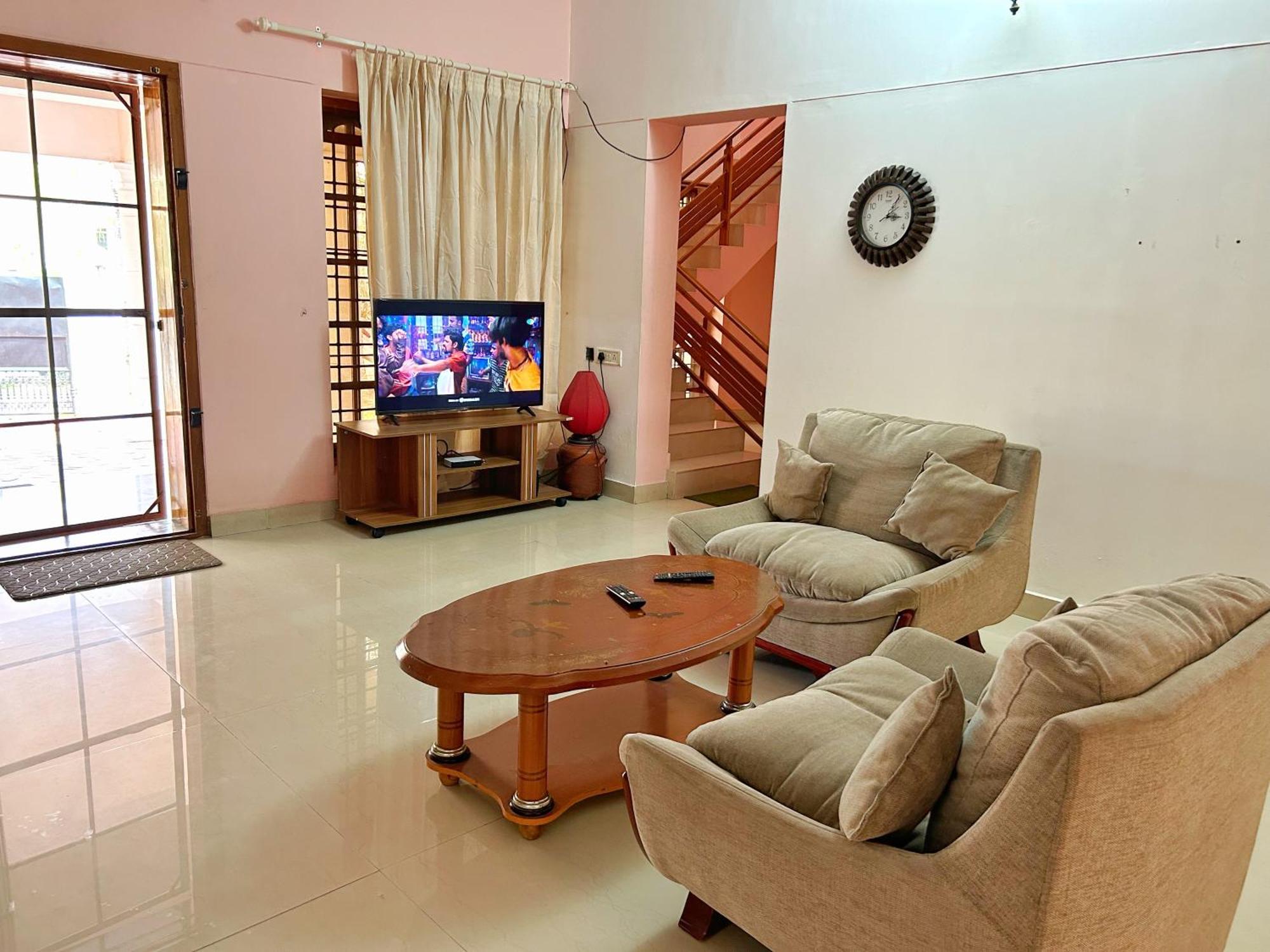 La Casa Trivandrum 4 Bhk Ac Luxury Villa At City Centre, Just 6 Kms To Airport Thiruvananthapuram Luaran gambar